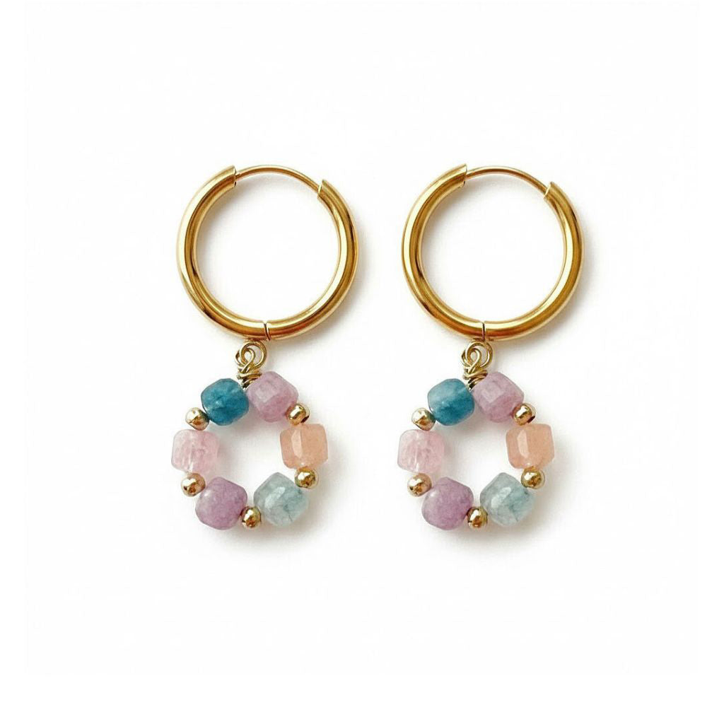 Pendientes Ailing jade multicolor rosa azul lila aro dorado acero quirúrgico hechos a mano