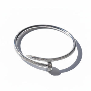 Pulsera en plata de ley rígida con brillantitos - Algo de Olga